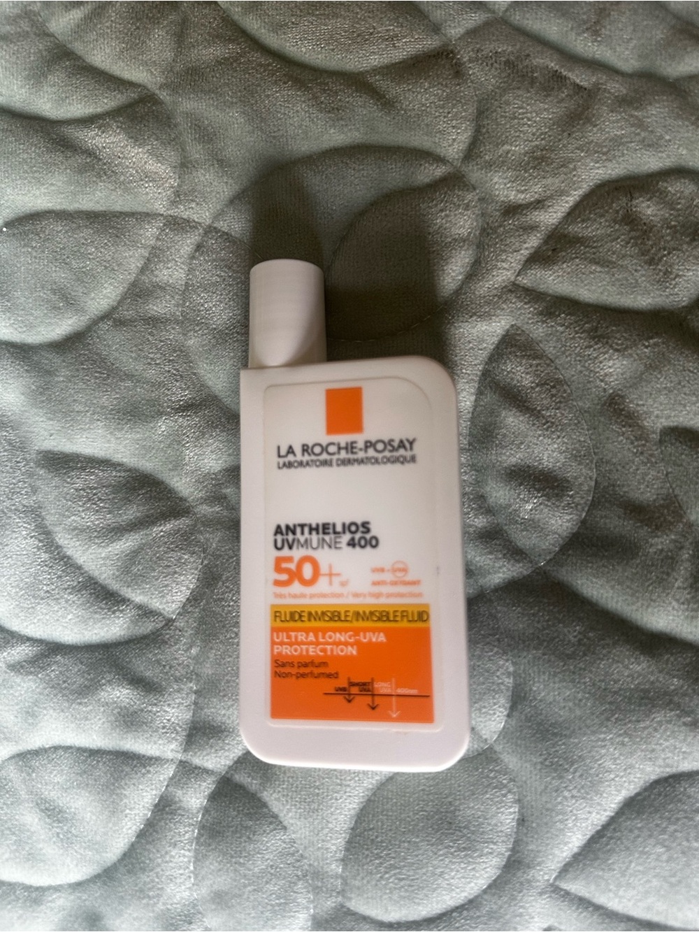 La Roche Posay Anthelios UVMune 400 SPF 50+ Invisible Fluid - White/Orange